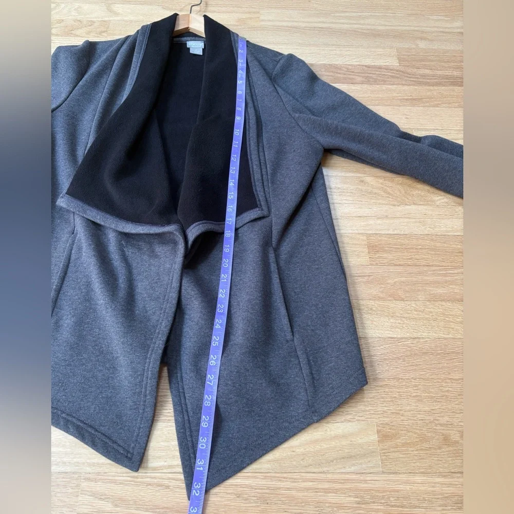 Chico's Zenergy Cardigan Jacket Size Large (2) in Excellent Condition - Picture 6 of 7